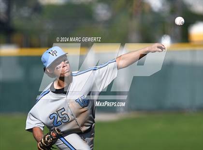 Thumbnail 1 in Villa Park @ Foothill photogallery.