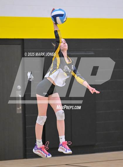 Thumbnail 2 in Yuma Catholic @ Highland Prep photogallery.