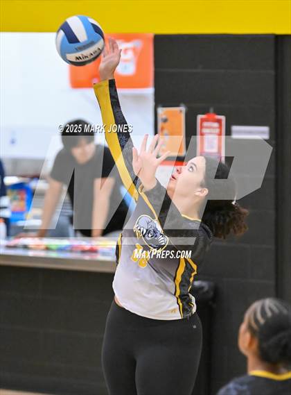 Thumbnail 3 in Yuma Catholic @ Highland Prep photogallery.