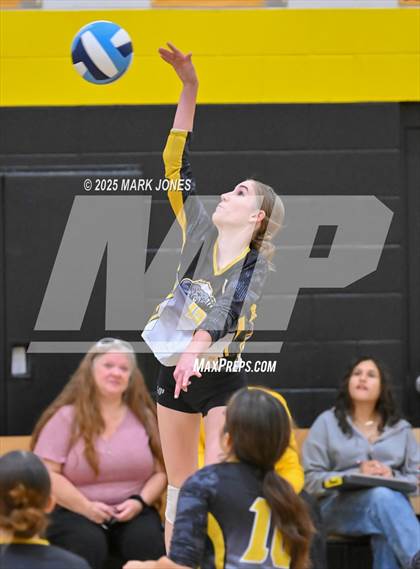Thumbnail 3 in Yuma Catholic @ Highland Prep photogallery.