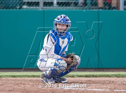 Thumbnail 3 in Franklin vs Reynolds (PIAA D10 AA Quarterfinal) photogallery.