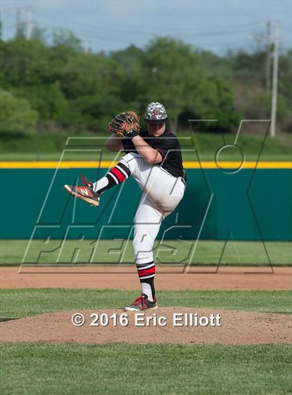 Thumbnail 2 in Franklin vs Reynolds (PIAA D10 AA Quarterfinal) photogallery.