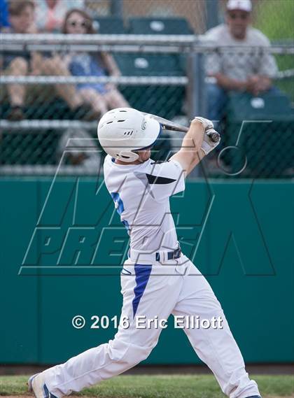 Thumbnail 3 in Franklin vs Reynolds (PIAA D10 AA Quarterfinal) photogallery.