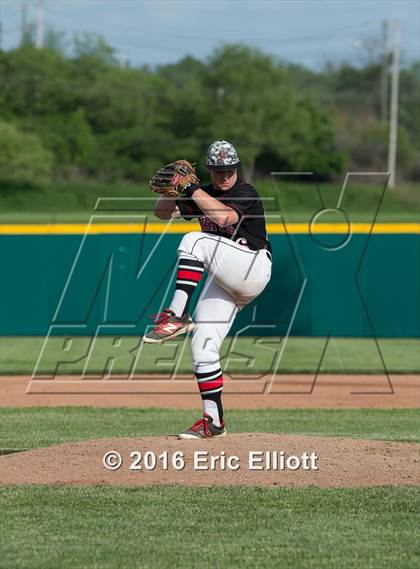 Thumbnail 1 in Franklin vs Reynolds (PIAA D10 AA Quarterfinal) photogallery.