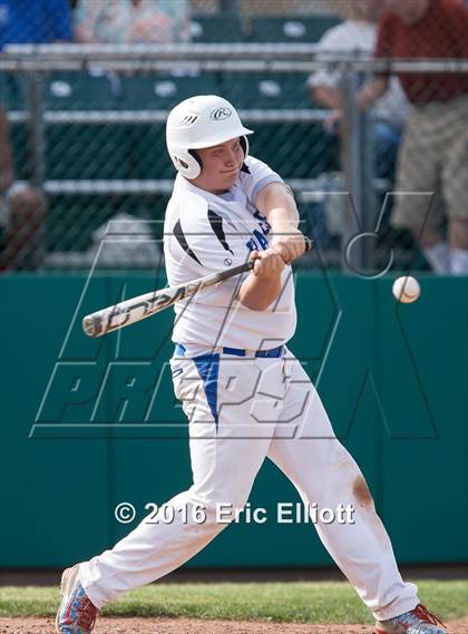 Thumbnail 2 in Franklin vs Reynolds (PIAA D10 AA Quarterfinal) photogallery.