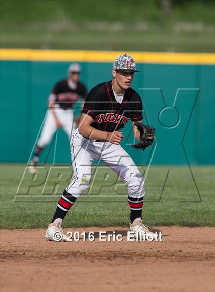 Thumbnail 2 in Franklin vs Reynolds (PIAA D10 AA Quarterfinal) photogallery.
