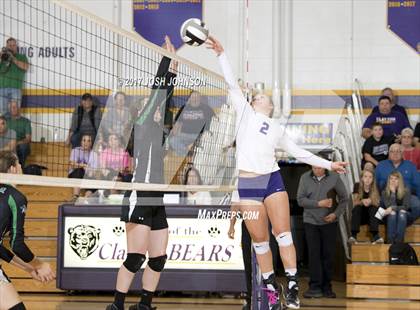 Thumbnail 1 in Clayton vs. Eau Claire Immanuel Lutheran (WIAA D4 Regional Final) photogallery.