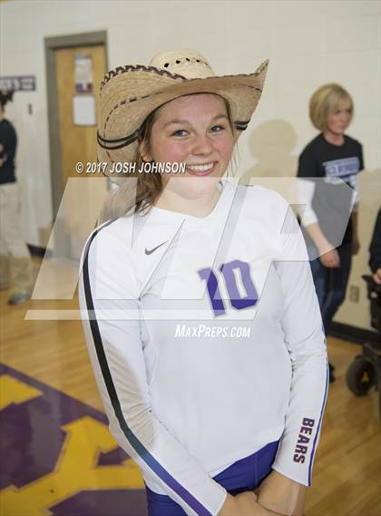 Thumbnail 2 in Clayton vs. Eau Claire Immanuel Lutheran (WIAA D4 Regional Final) photogallery.