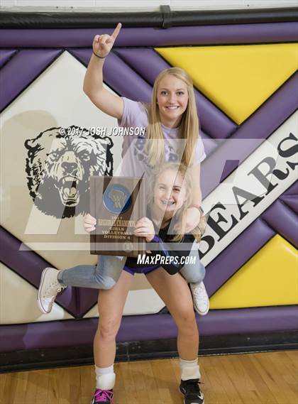 Thumbnail 2 in Clayton vs. Eau Claire Immanuel Lutheran (WIAA D4 Regional Final) photogallery.