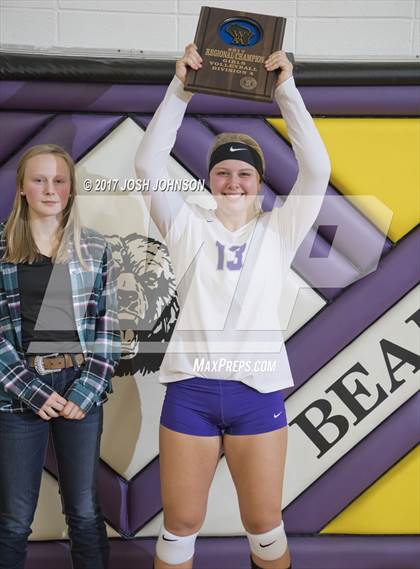 Thumbnail 2 in Clayton vs. Eau Claire Immanuel Lutheran (WIAA D4 Regional Final) photogallery.