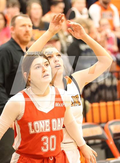 Thumbnail 3 in Grand Saline vs Lone Oak photogallery.
