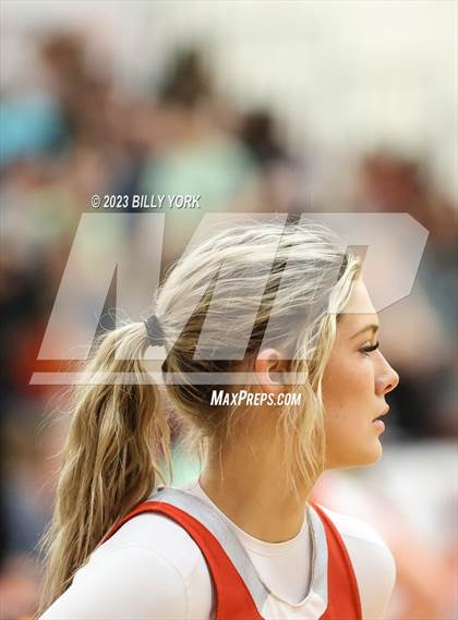 Thumbnail 3 in Grand Saline vs Lone Oak photogallery.