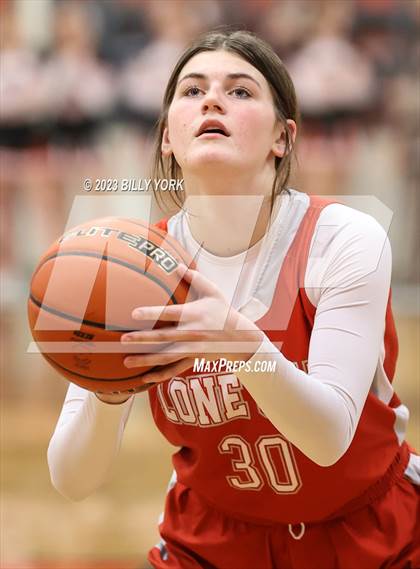 Thumbnail 2 in Grand Saline vs Lone Oak photogallery.