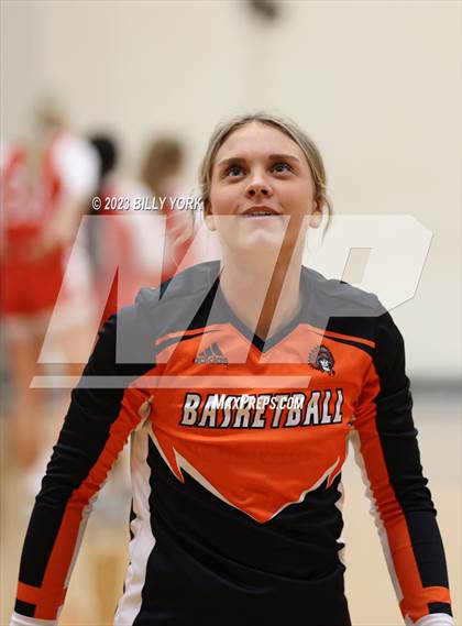 Thumbnail 1 in Grand Saline vs Lone Oak photogallery.