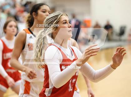 Thumbnail 3 in Grand Saline vs Lone Oak photogallery.