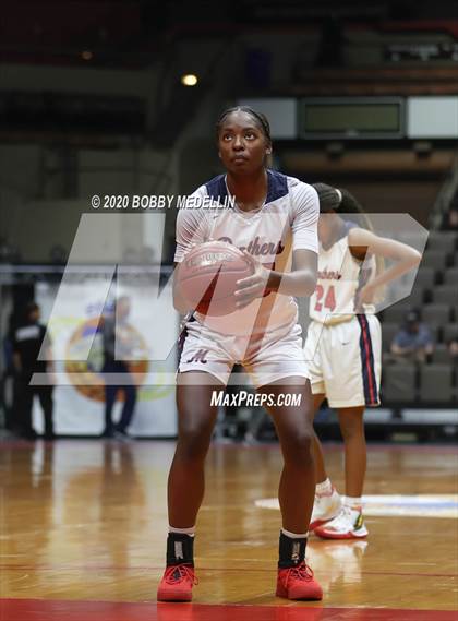 Thumbnail 2 in Mission Prep vs. San Joaquin Memorial (CIF D2 Central Section Championship)  photogallery.