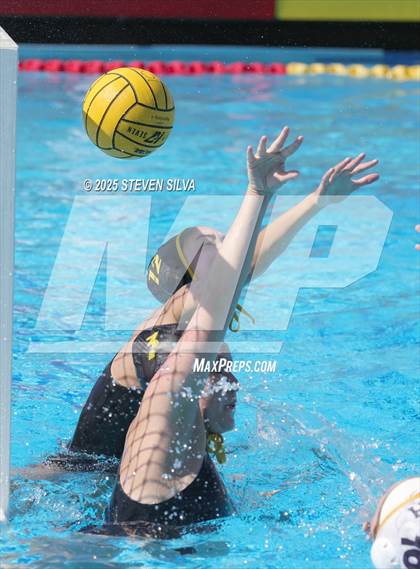 Thumbnail 1 in High Tech SD vs. Mission Bay (CIF SDS Division 2 Quarterfinal) photogallery.