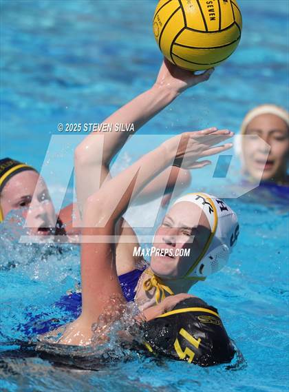 Thumbnail 3 in High Tech SD vs. Mission Bay (CIF SDS Division 2 Quarterfinal) photogallery.
