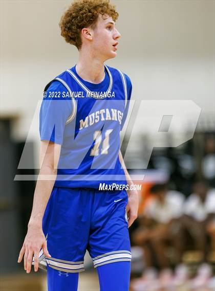 Thumbnail 2 in Millard North @ Lincoln Southeast photogallery.