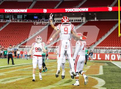 Thumbnail 1 in Mater Dei vs St. Mary's (Levi's Stadium High School Football Series) photogallery.