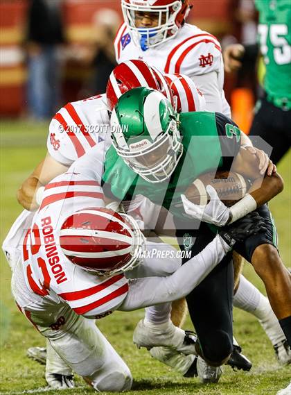 Thumbnail 2 in Mater Dei vs St. Mary's (Levi's Stadium High School Football Series) photogallery.