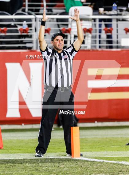 Thumbnail 2 in Mater Dei vs St. Mary's (Levi's Stadium High School Football Series) photogallery.