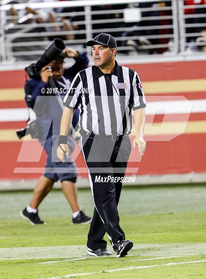 Thumbnail 3 in Mater Dei vs St. Mary's (Levi's Stadium High School Football Series) photogallery.