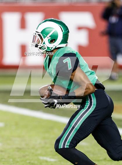 Thumbnail 1 in Mater Dei vs St. Mary's (Levi's Stadium High School Football Series) photogallery.