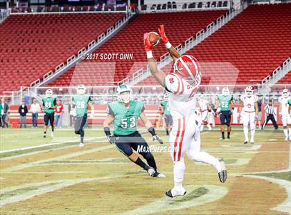 Thumbnail 2 in Mater Dei vs St. Mary's (Levi's Stadium High School Football Series) photogallery.