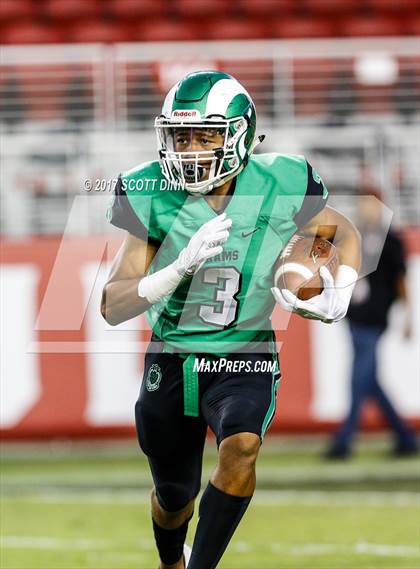 Thumbnail 3 in Mater Dei vs St. Mary's (Levi's Stadium High School Football Series) photogallery.