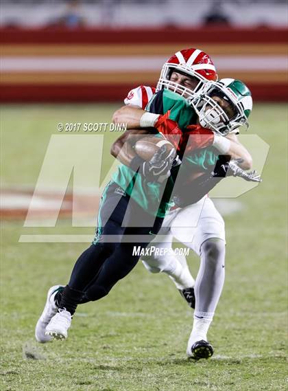 Thumbnail 1 in Mater Dei vs St. Mary's (Levi's Stadium High School Football Series) photogallery.