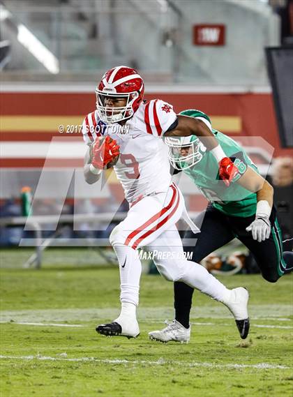 Thumbnail 1 in Mater Dei vs St. Mary's (Levi's Stadium High School Football Series) photogallery.