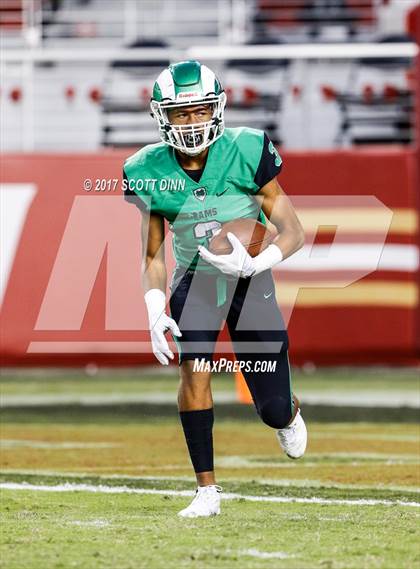 Thumbnail 1 in Mater Dei vs St. Mary's (Levi's Stadium High School Football Series) photogallery.