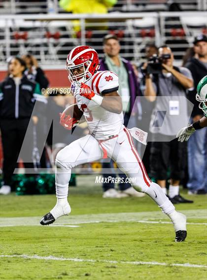 Thumbnail 2 in Mater Dei vs St. Mary's (Levi's Stadium High School Football Series) photogallery.