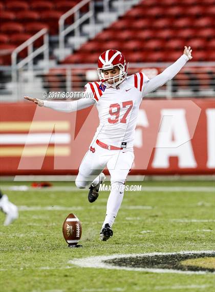 Thumbnail 2 in Mater Dei vs St. Mary's (Levi's Stadium High School Football Series) photogallery.