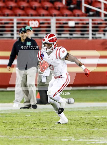 Thumbnail 1 in Mater Dei vs St. Mary's (Levi's Stadium High School Football Series) photogallery.
