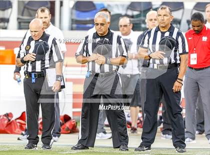 Thumbnail 2 in Mater Dei vs St. Mary's (Levi's Stadium High School Football Series) photogallery.