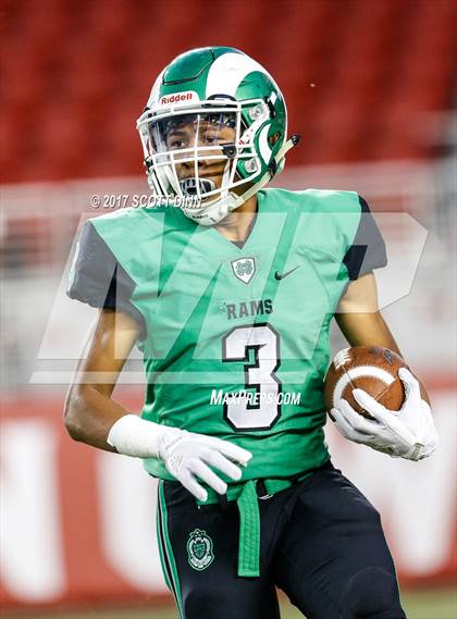 Thumbnail 1 in Mater Dei vs St. Mary's (Levi's Stadium High School Football Series) photogallery.