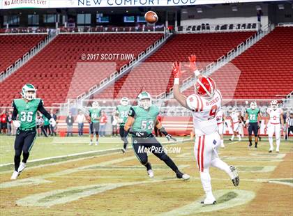 Thumbnail 1 in Mater Dei vs St. Mary's (Levi's Stadium High School Football Series) photogallery.
