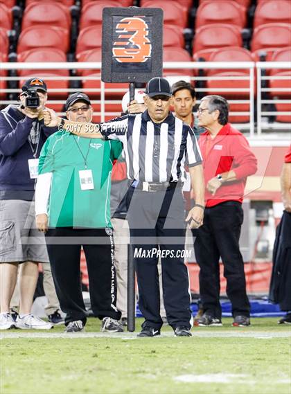 Thumbnail 1 in Mater Dei vs St. Mary's (Levi's Stadium High School Football Series) photogallery.