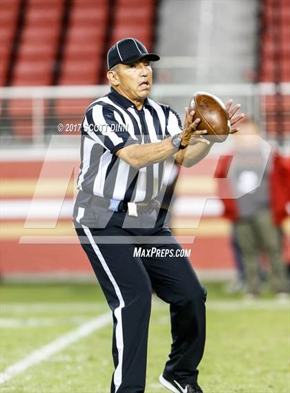 Thumbnail 1 in Mater Dei vs St. Mary's (Levi's Stadium High School Football Series) photogallery.