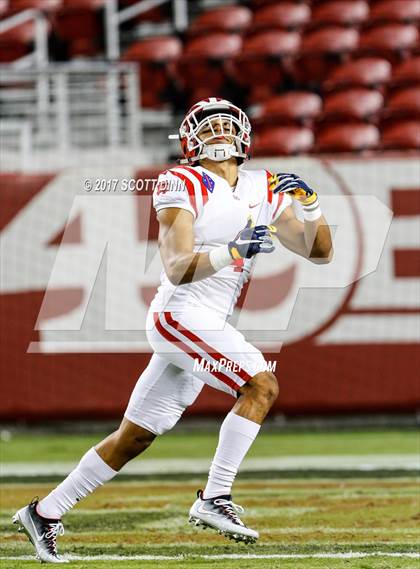 Thumbnail 3 in Mater Dei vs St. Mary's (Levi's Stadium High School Football Series) photogallery.