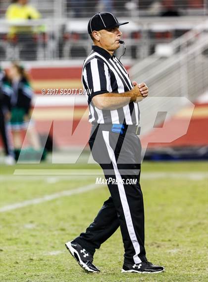 Thumbnail 3 in Mater Dei vs St. Mary's (Levi's Stadium High School Football Series) photogallery.