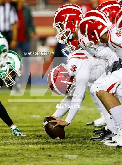 Thumbnail 2 in Mater Dei vs St. Mary's (Levi's Stadium High School Football Series) photogallery.