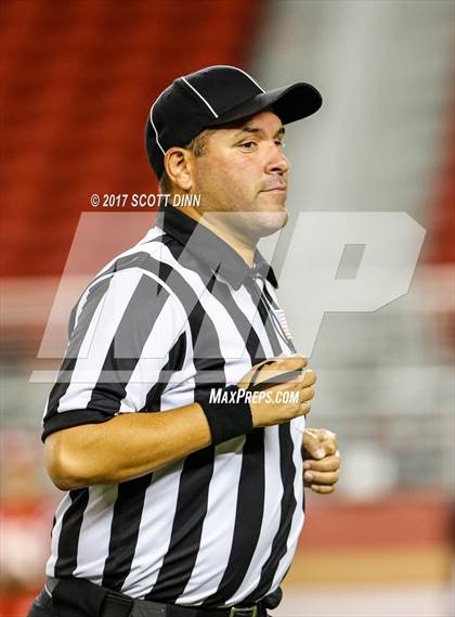 Thumbnail 1 in Mater Dei vs St. Mary's (Levi's Stadium High School Football Series) photogallery.