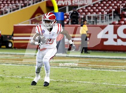 Thumbnail 1 in Mater Dei vs St. Mary's (Levi's Stadium High School Football Series) photogallery.