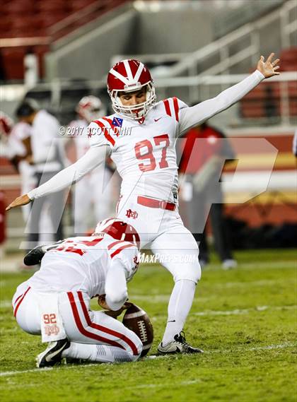 Thumbnail 2 in Mater Dei vs St. Mary's (Levi's Stadium High School Football Series) photogallery.