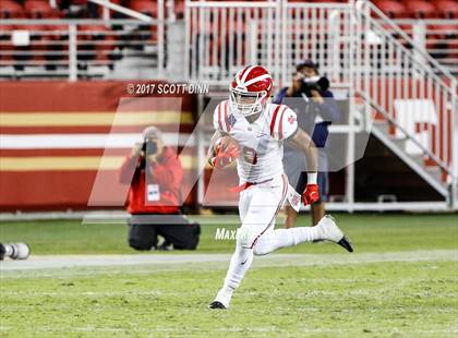 Thumbnail 3 in Mater Dei vs St. Mary's (Levi's Stadium High School Football Series) photogallery.