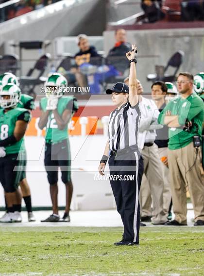 Thumbnail 3 in Mater Dei vs St. Mary's (Levi's Stadium High School Football Series) photogallery.