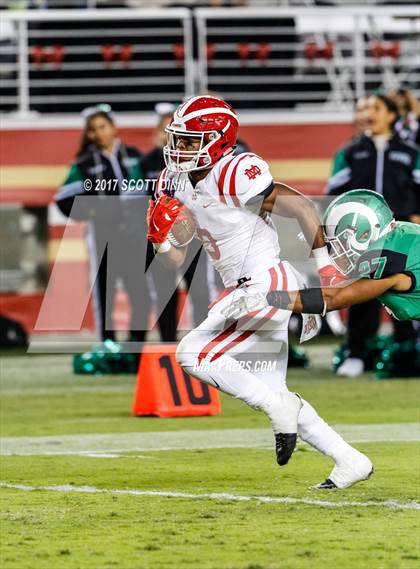 Thumbnail 3 in Mater Dei vs St. Mary's (Levi's Stadium High School Football Series) photogallery.